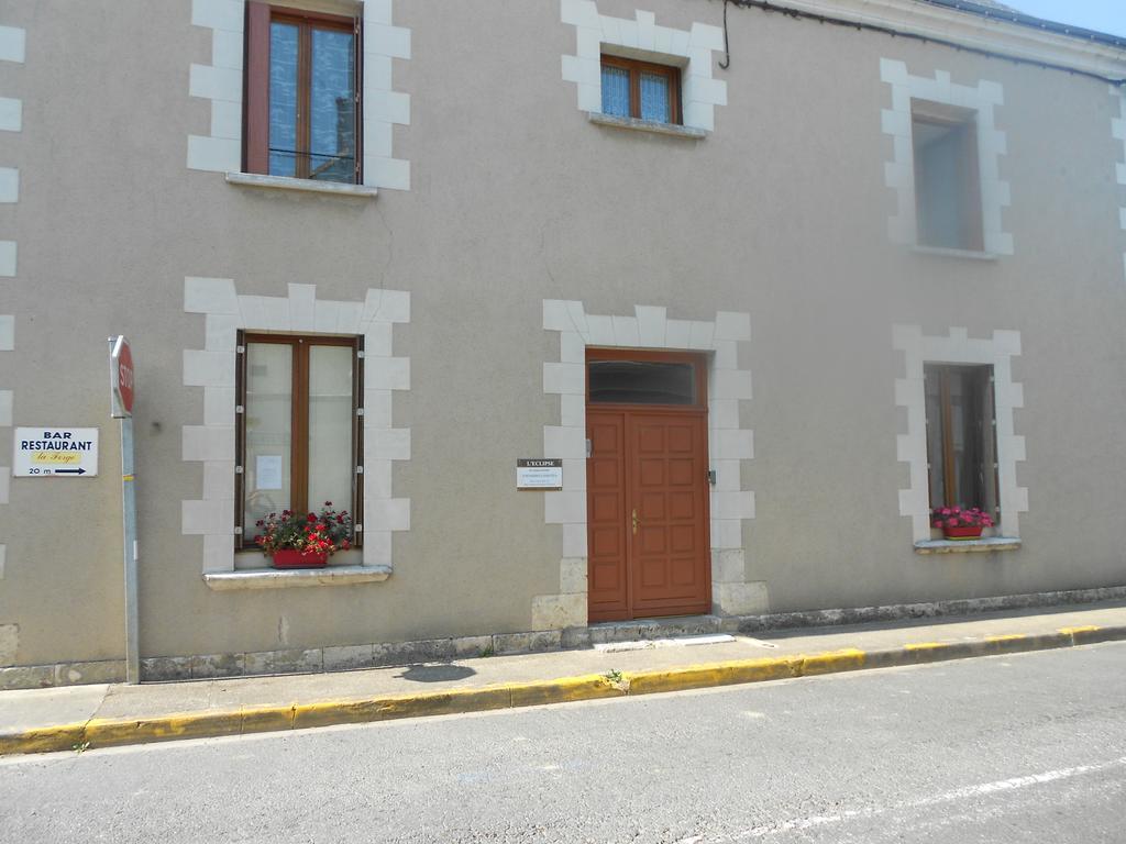 L'Eclipse Saint-Nicolas-des-Motets Exterior foto